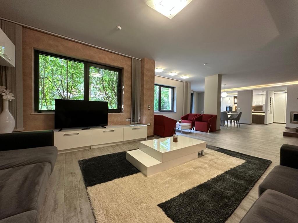 Eden Luxury Apartment *